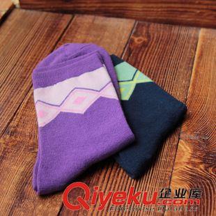 《個性潮流襪 屹步坊 經(jīng)典菱格純棉紳士男襪 全棉中筒商務(wù)全棉襪 廠家直銷圖片|《個性潮流襪 屹步坊 經(jīng)典菱格純棉紳士男襪 全棉中筒商務(wù)全棉襪 廠家直銷產(chǎn)品圖片由浙江歐威襪業(yè)公司生產(chǎn)提供-